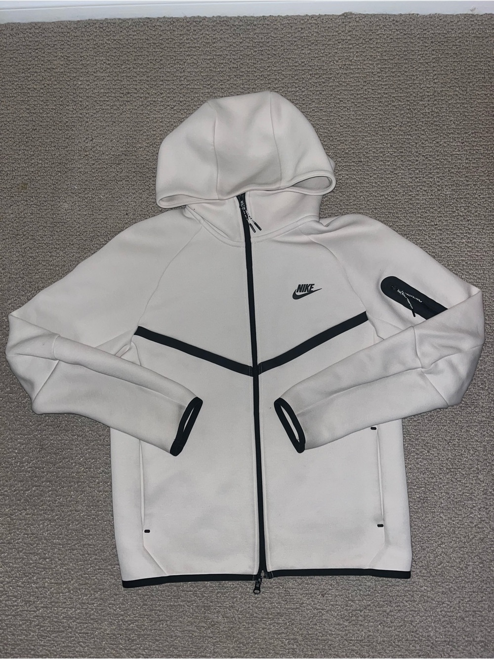 Nike Men’s Cream Full-Zip Hooded Jacket with Black Trim